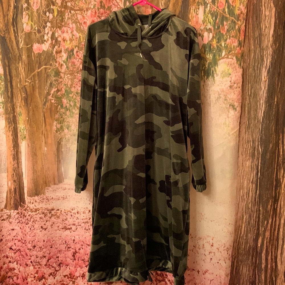 Comfortable camouflage hoodie dress
